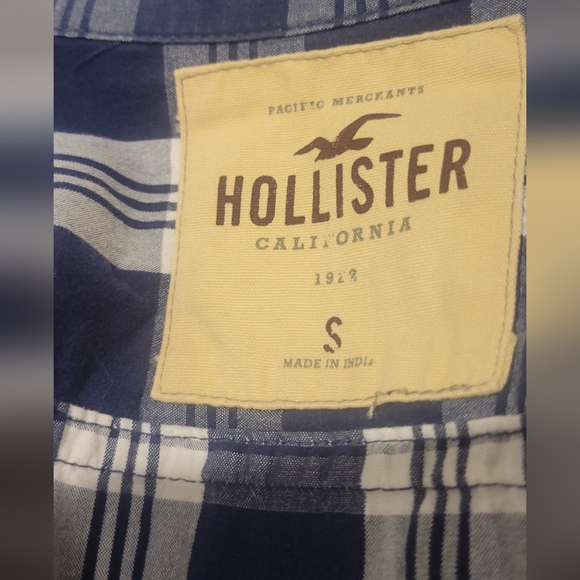 Hollister womens sz small plaid button up - Picture 2 of 2